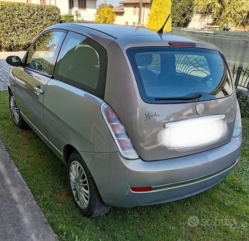 Usata Lancia Ypsilon 77 CV (56 kW) 2007 Utilitaria