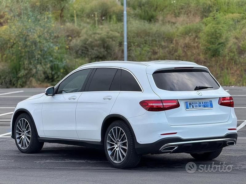 Bianco Usata 2016 Mercedes GLC250 SUV | 21.500 € (Ottimo prezzo) - Immagine 1/4
