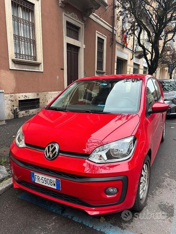 Usata VW up! 2018 Rosso Utilitaria