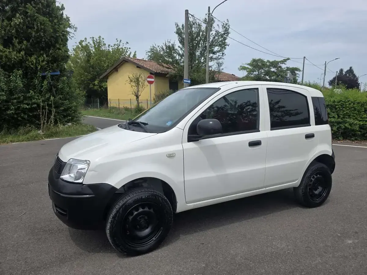 Usata Fiat Panda 4x4 Climbing 75 CV (55 kW) 2012 Other Utilitaria