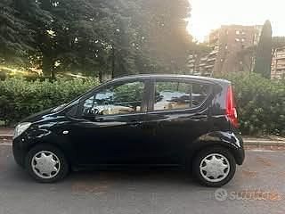 Usata Opel Agila 65 CV (47 kW) 2009 Nero Utilitaria