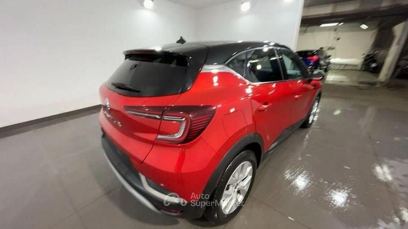 Usata Renault Captur Intens 91 CV (66 kW) 2022 Blu SUV