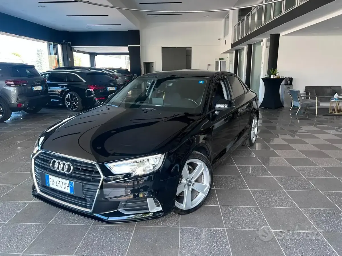 Usata Audi A3 Sport 116 CV (85 kW) 2018 Nero Berlina