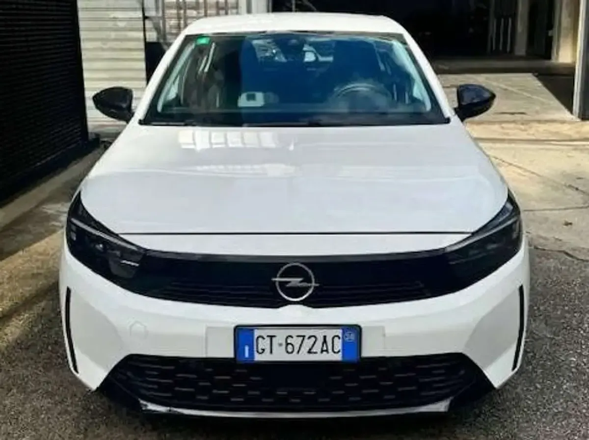 Usata Opel Corsa 75 CV (55 kW) 2024 Bianco Utilitaria