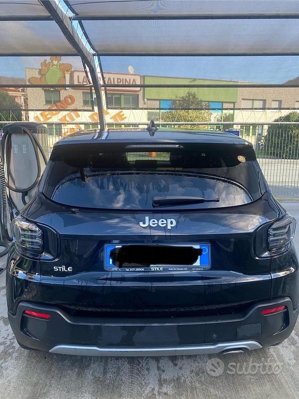 Usata Jeep Avenger Summit 101 CV (74 kW) 2023 Nero SUV