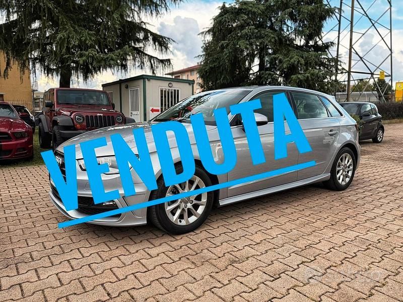 Grigio Usata 2015 Audi A3 Ambition Tre volumi | 11.980 € (Buon prezzo) - Immagine 1/1