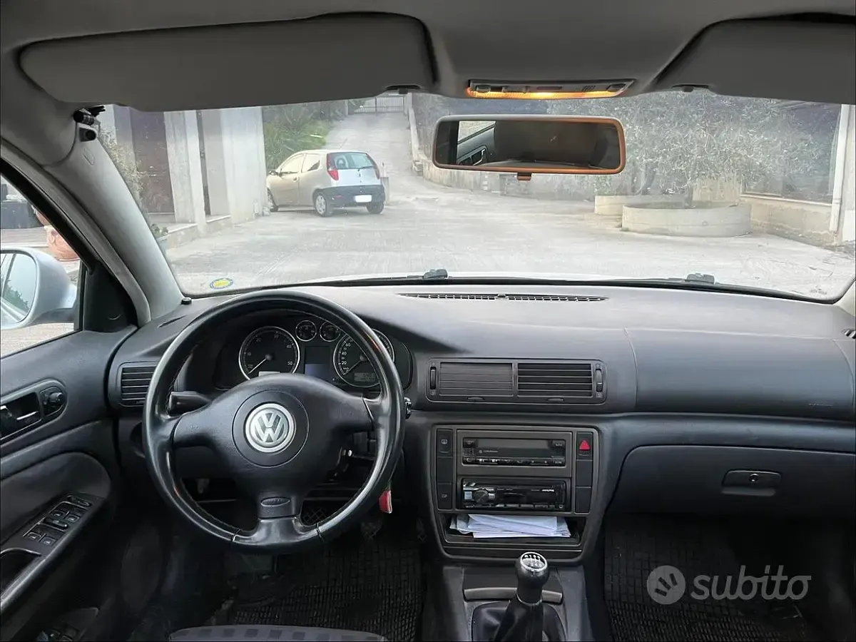 Usata VW Passat 130 CV (95 kW) 2004 Berlina