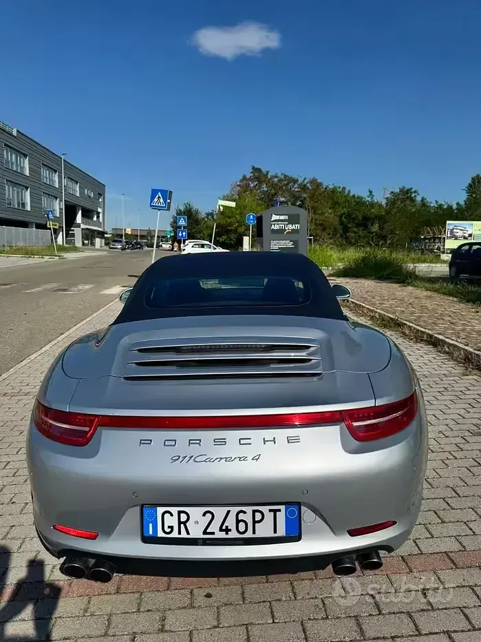 Usata Porsche 911 Carrera 4 Cabriolet 350 CV (257 kW) 2015 Giallo Cabrio