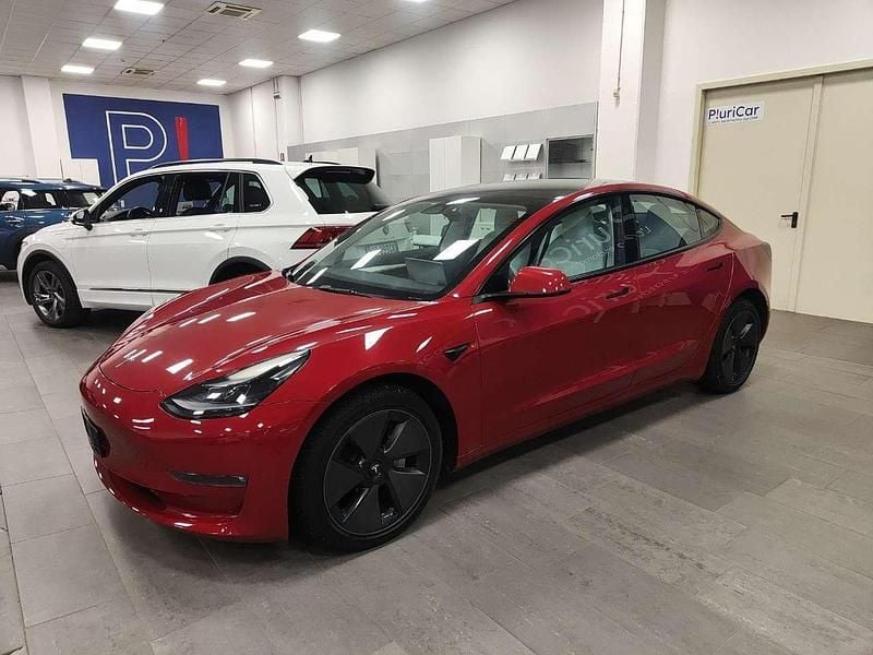 Rosso Usata 2022 Tesla Model 3 Berlina | 33.800 € (Buon prezzo) - Immagine 1/4
