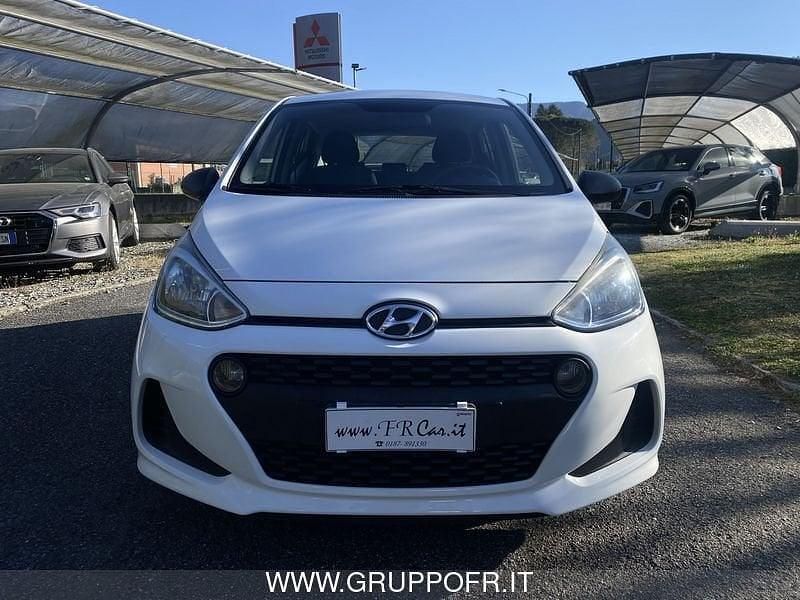 Usata Hyundai i10 Comfort 65 CV (47 kW) 2017 Bianco Utilitaria