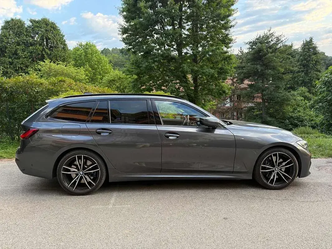 Usata BMW 330 M Sport 265 CV (194 kW) 2019 Grigio Station wagon