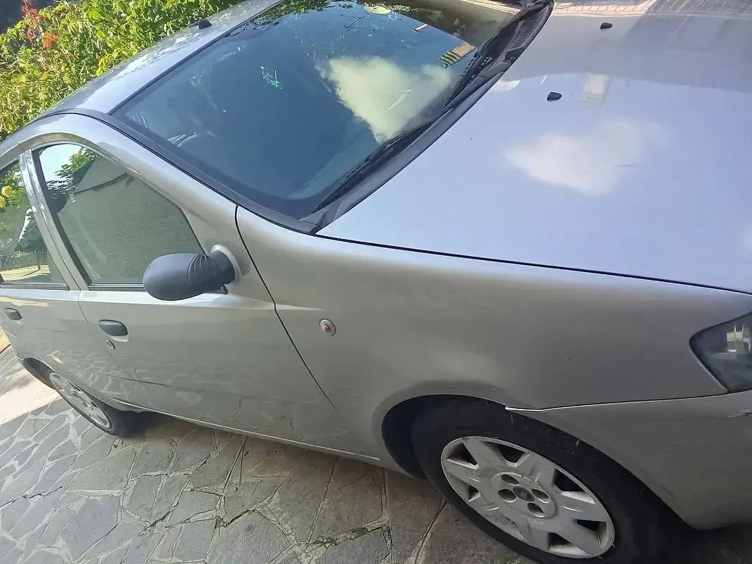 Usata Fiat Punto Star 60 CV (44 kW) 2001 Grigio Utilitaria