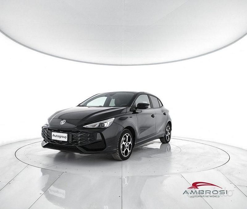 Usata MG MG3 Luxury 194 CV (142 kW) 2024 Nero Utilitaria