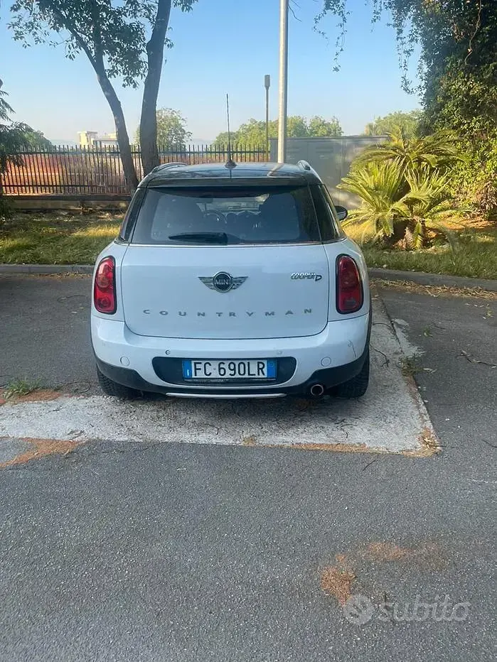 Usata Mini Countryman 111 CV (81 kW) 2016 Bianco SUV