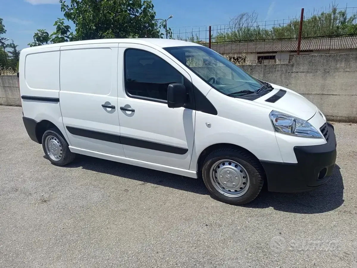 Usata Peugeot Expert 90 CV (66 kW) 2016 Bianco Furgone