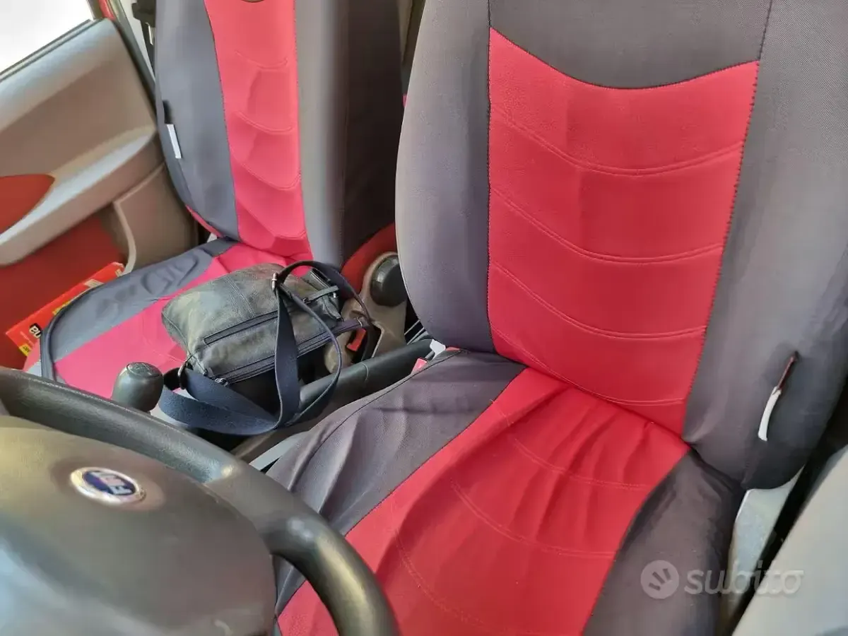 Usata Fiat Panda 4x4 Climbing 60 CV (44 kW) 2005 Rosso Utilitaria