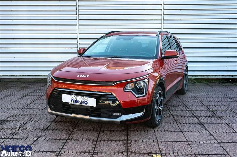Usata Kia Niro Premium 105 CV (77 kW) 2023 Arancione SUV