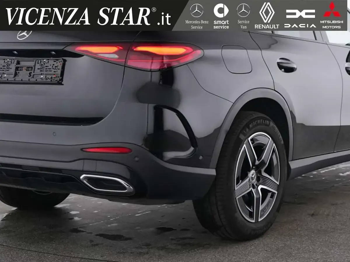 Usata Mercedes GLC200 Premium 163 CV (119 kW) 2025 Nero SUV