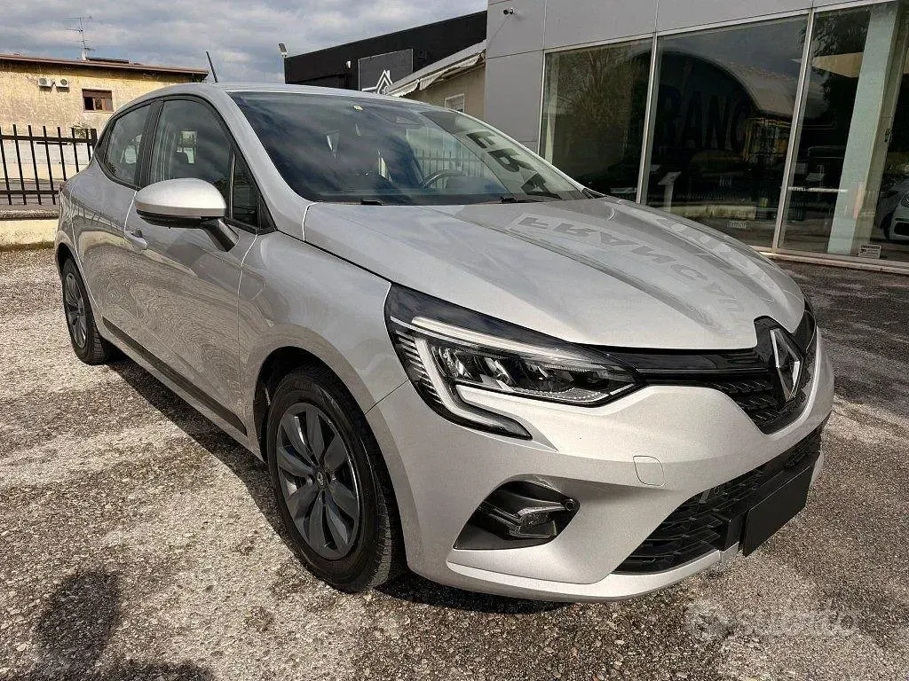 Usata Renault Clio V Life 65 CV (47 kW) 2020 Grigio Berlina