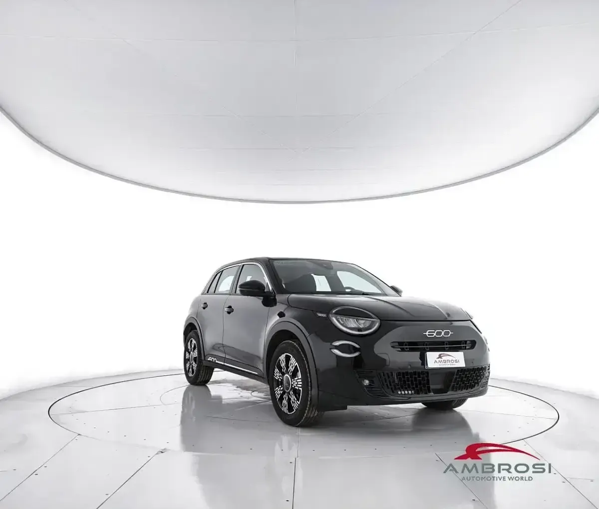 Usata Fiat 600 145 CV (106 kW) 2025 Nero SUV