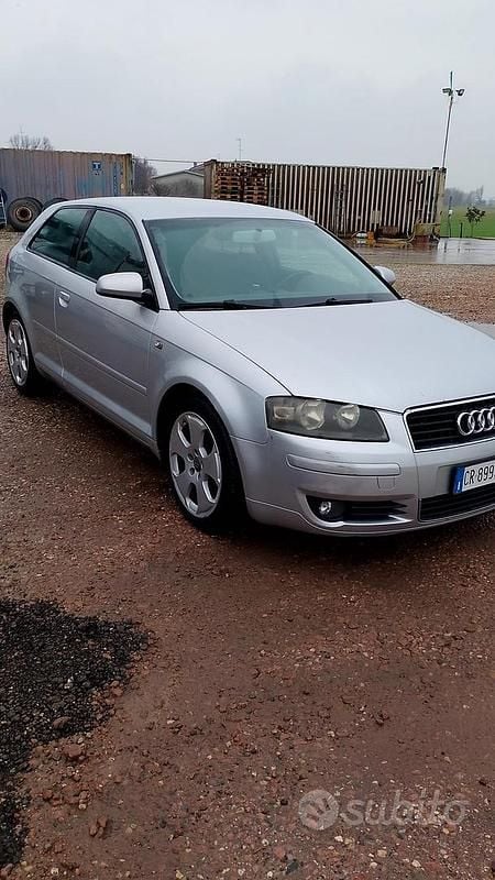 Usata 2004 Audi A3 Tre volumi | 2500 € (Ottimo prezzo) - Immagine 1/4