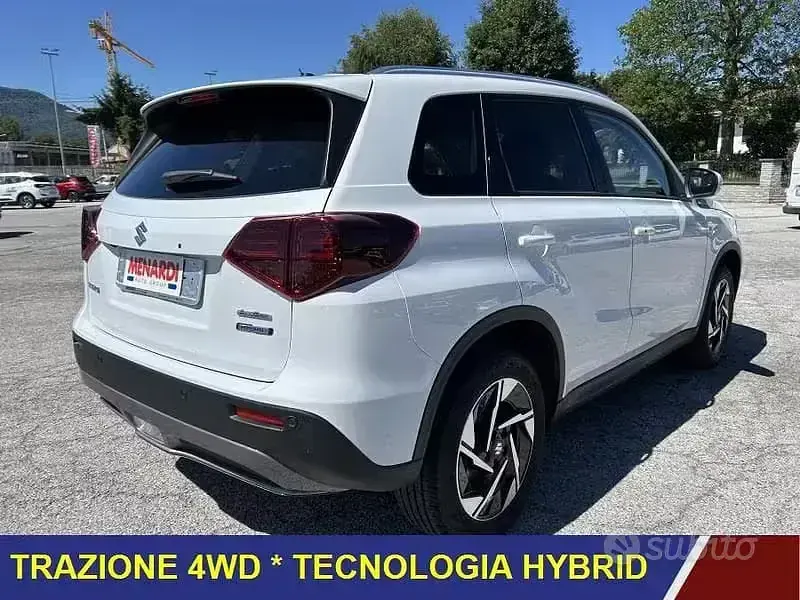 Nuova Suzuki Vitara 110 CV (80 kW) 2026 Bianco SUV