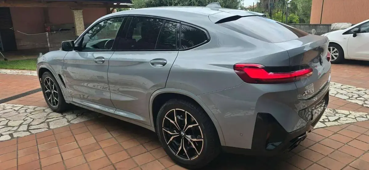 Usata BMW X4 M Sport 190 CV (139 kW) 2024 Grigio SUV