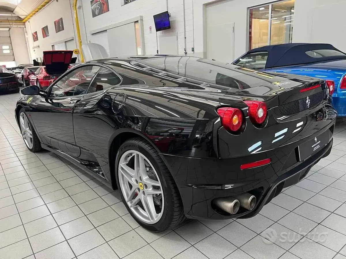 Usata Ferrari F430 489 CV (359 kW) 2005 Nero Coupé