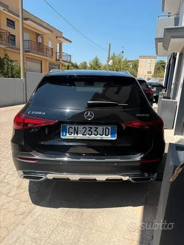 Usata Mercedes C220 Premium 200 CV (147 kW) 2023 Other Station wagon