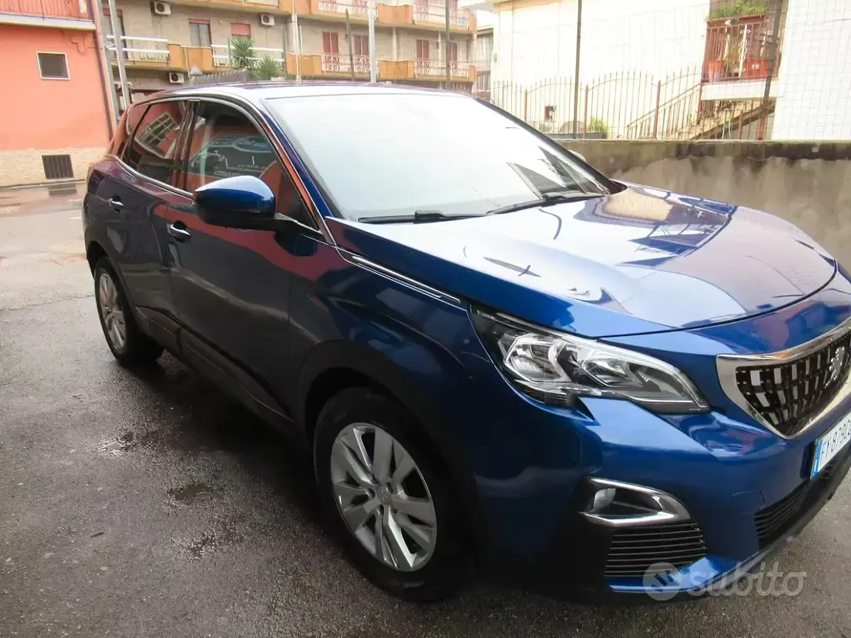 Usata Peugeot 3008 Business-Line 131 CV (96 kW) 2019 Blu SUV