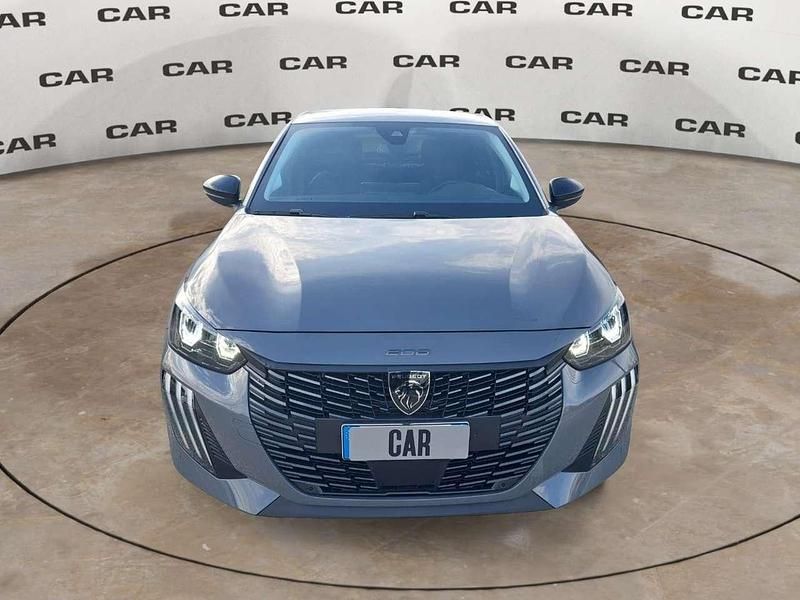Usata Peugeot 208 Allure 102 CV (75 kW) 2025 Grigio Utilitaria