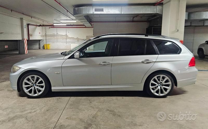Usata BMW 320 177 CV (130 kW) 2009 Grigio Station wagon