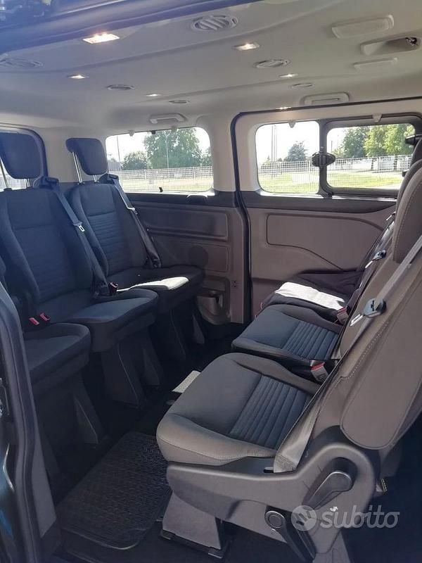 Usata Ford Tourneo Custom 130 CV (95 kW) 2022 Furgone