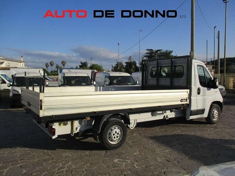 Usata Fiat Ducato 140 CV (102 kW) 2021 Bianco Furgone