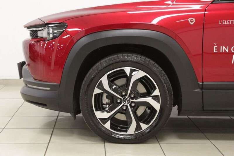 Usata Mazda MX30 Makoto 170 CV (125 kW) 2024 Rosso SUV