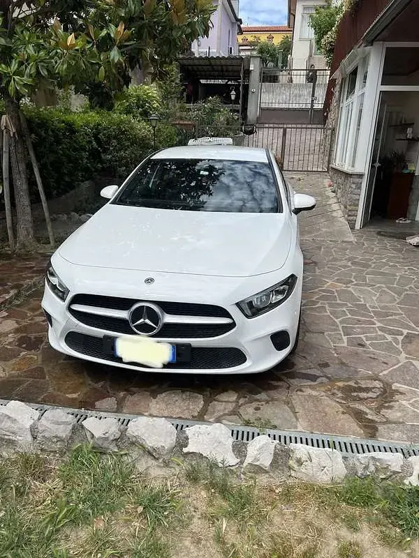 Usata Mercedes A180 136 CV (100 kW) 2020 Berlina