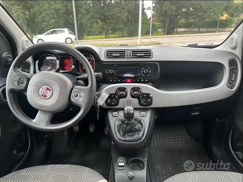 Usata Fiat Panda Classica 77 CV (56 kW) 2012 Bianco Utilitaria