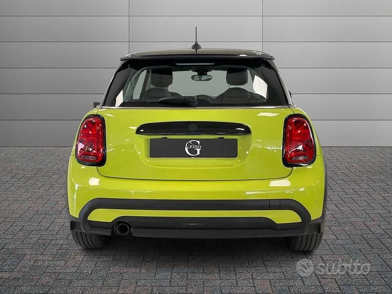 Usata Mini Cooper Classic 136 CV (100 kW) 2023 Giallo Utilitaria
