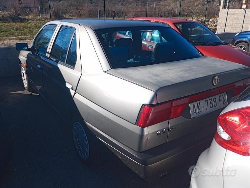 Grigio Usata 1997 Alfa Romeo 155 Tre volumi | 1800 € - Immagine 1/4