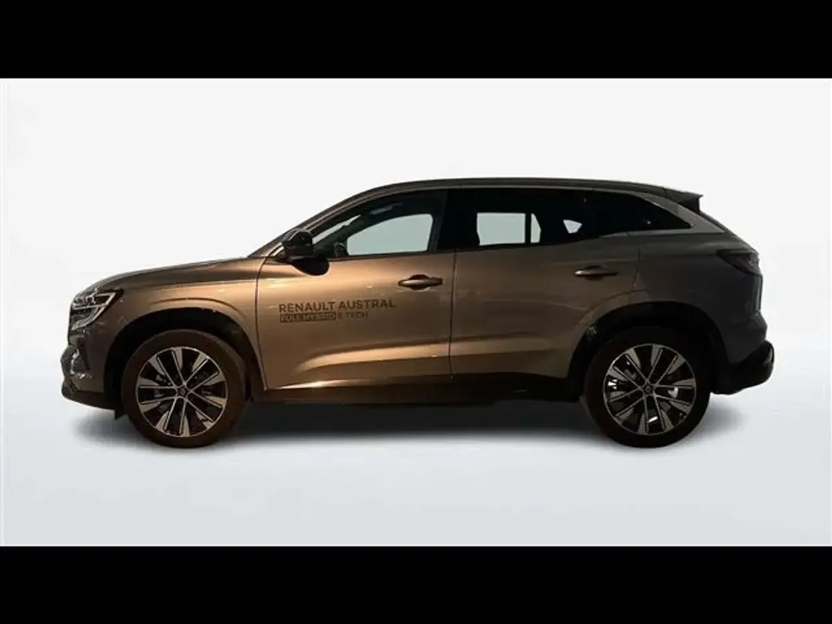 Usata Renault Austral Techno 200 CV (147 kW) 2024 Grigio scuro SUV