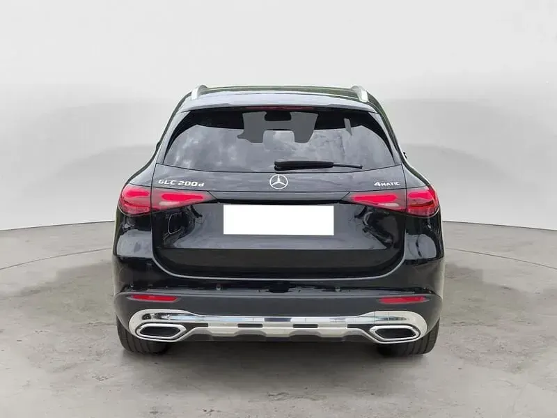 Usata Mercedes GLC200 Advanced 163 CV (119 kW) 2025 Nero SUV
