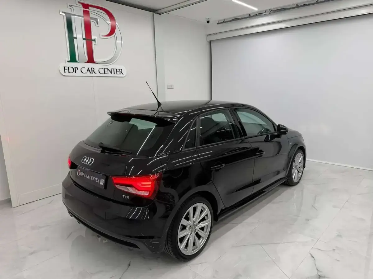 Usata Audi A1 Sportback Ambiente 116 CV (85 kW) 2016 Nero Utilitaria