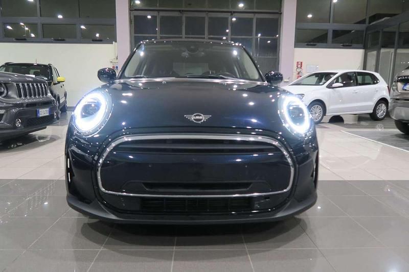 Usata Mini Cooper Classic 136 CV (100 kW) 2023 Blu black metallizzato Utilitaria