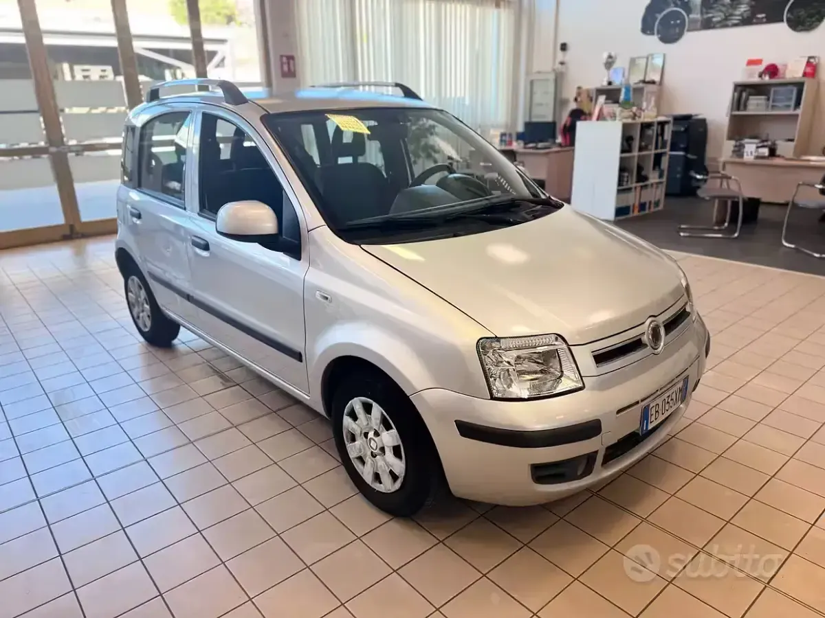 Usata Fiat Panda Dynamic 60 CV (44 kW) 2010 Grigio Utilitaria