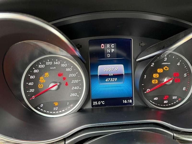 Usata Mercedes V300 237 CV (174 kW) 2023 Monovolume