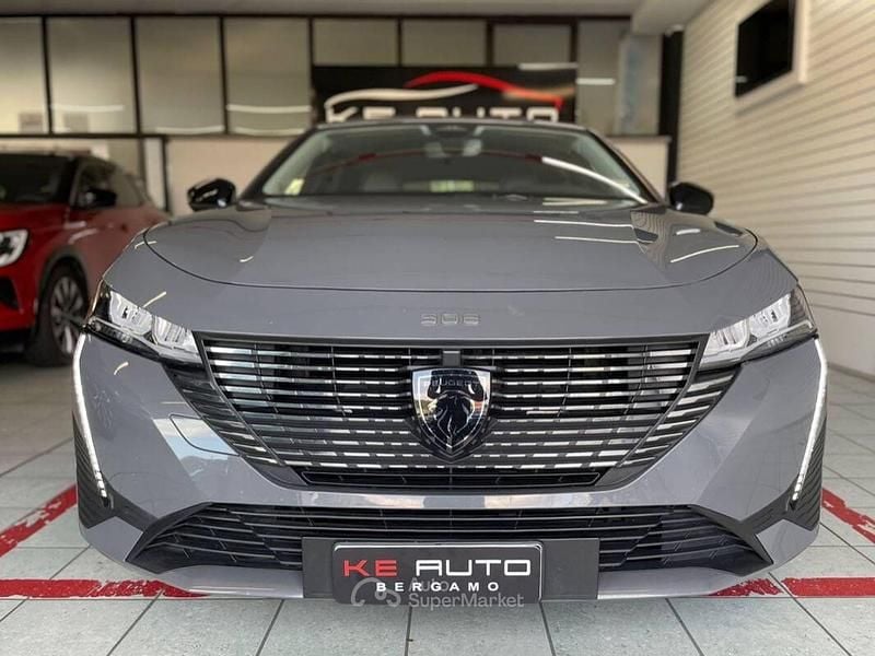 Usata Peugeot 308 Allure 131 CV (96 kW) 2024 Gray Station wagon