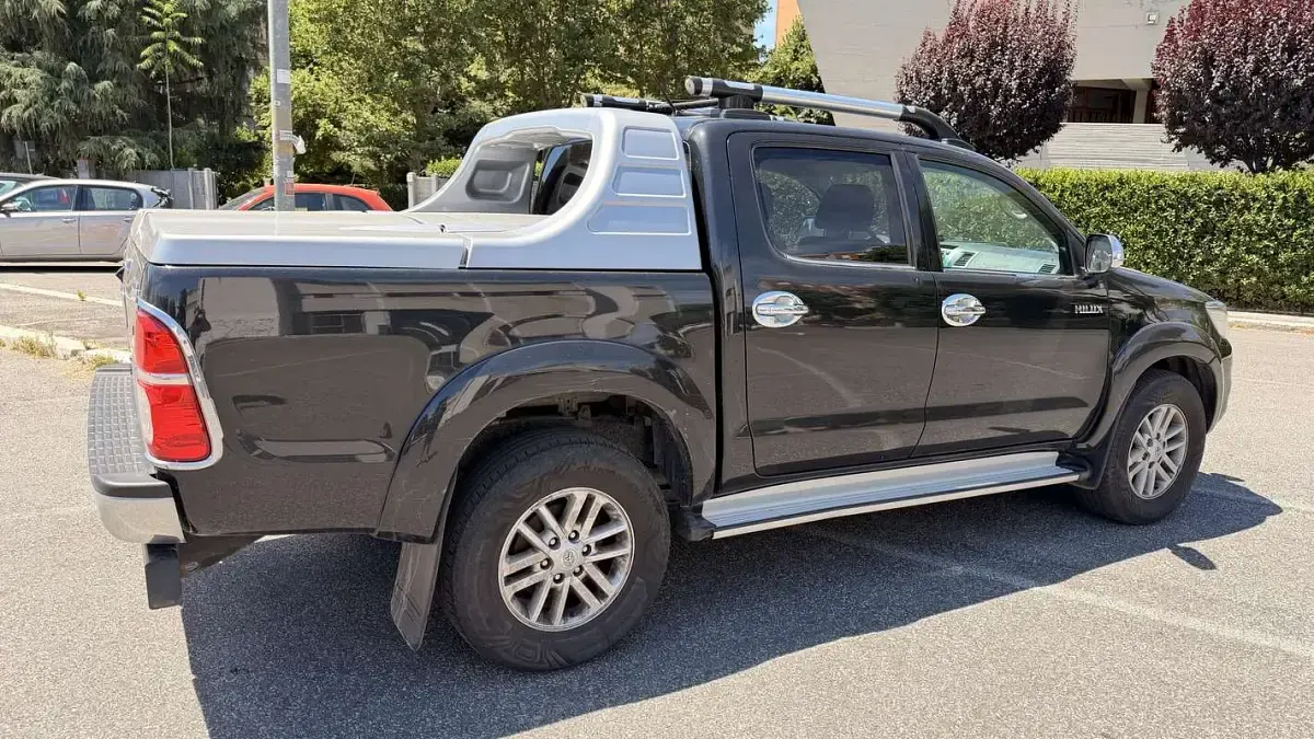 Usata Toyota HiLux 171 CV (125 kW) 2014 Pick-up