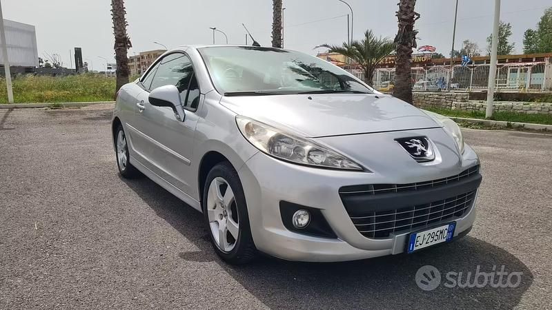 Occasion Peugeot 207 CC 112 PK (82 kW) 2011 Grijs Cabriolet