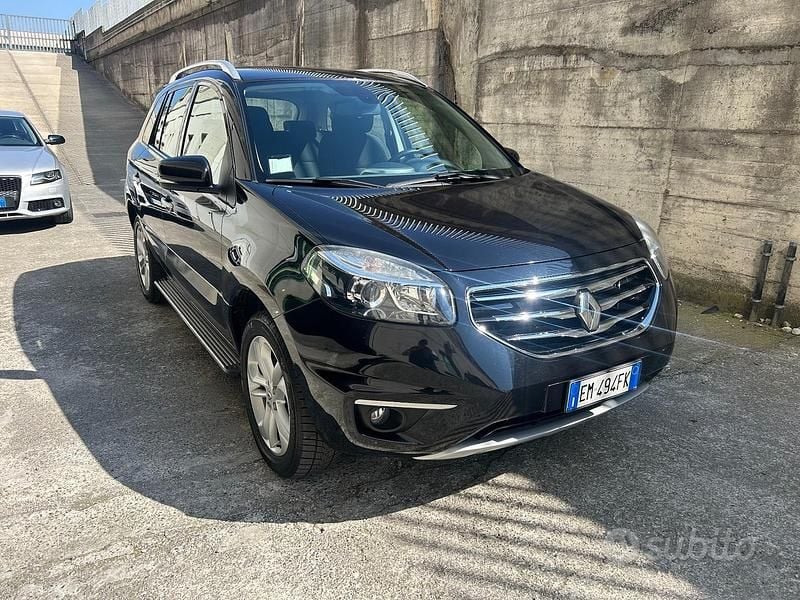 Usata Renault Koleos Dynamique 150 CV (110 kW) 2012 Nero SUV