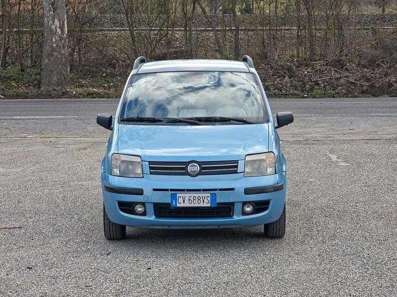 Usata Fiat Panda Emotion 69 CV (50 kW) 2005 Blu Utilitaria